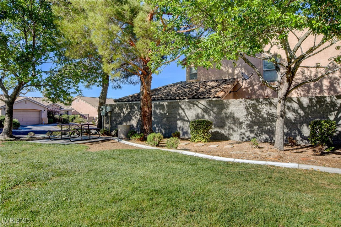 10612 Primrose Arbor Avenue Property Photo 38