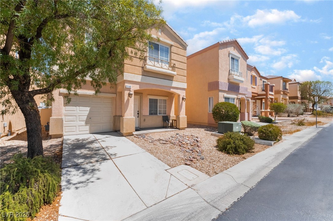 11140 African Sunset Street Property Photo 3