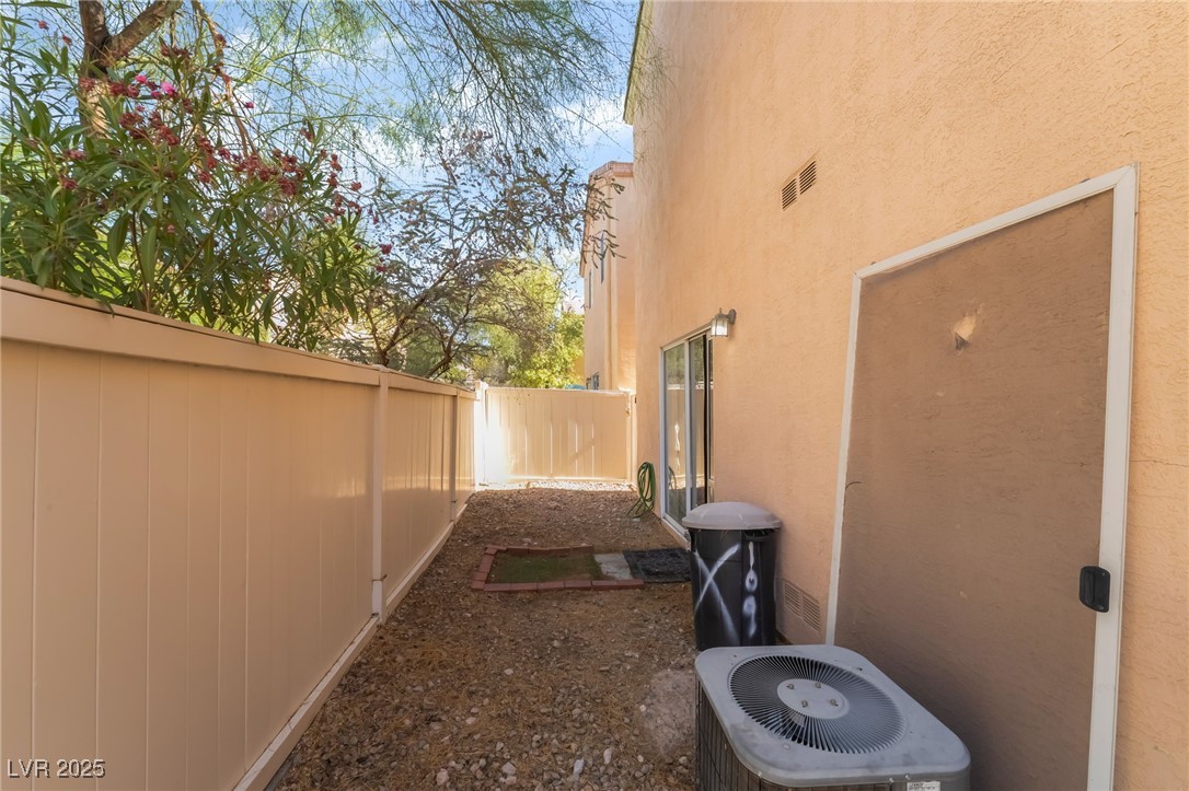 11140 African Sunset Street Property Photo 29