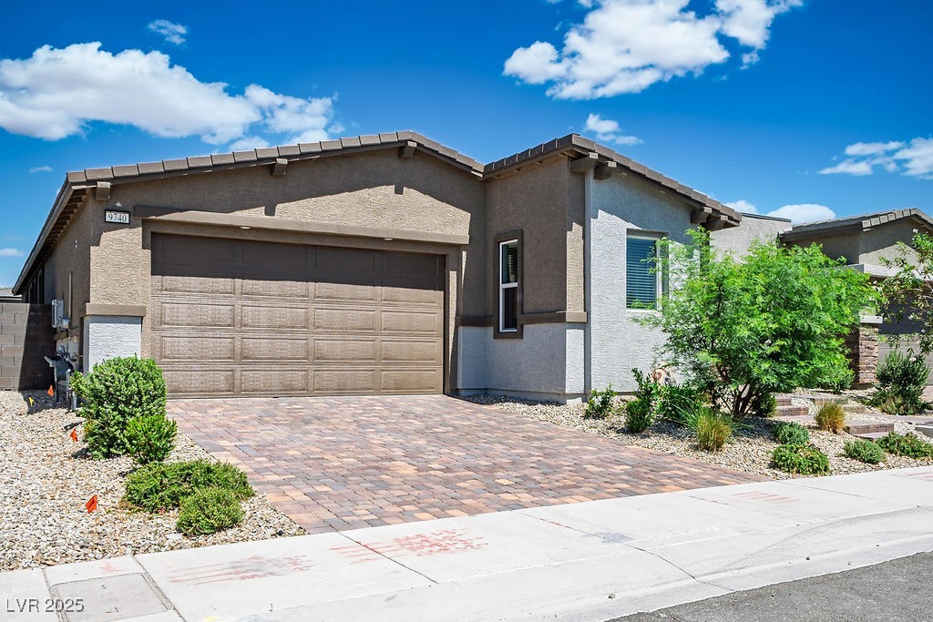 9740 Redwood Cascade Street Property Photo 1