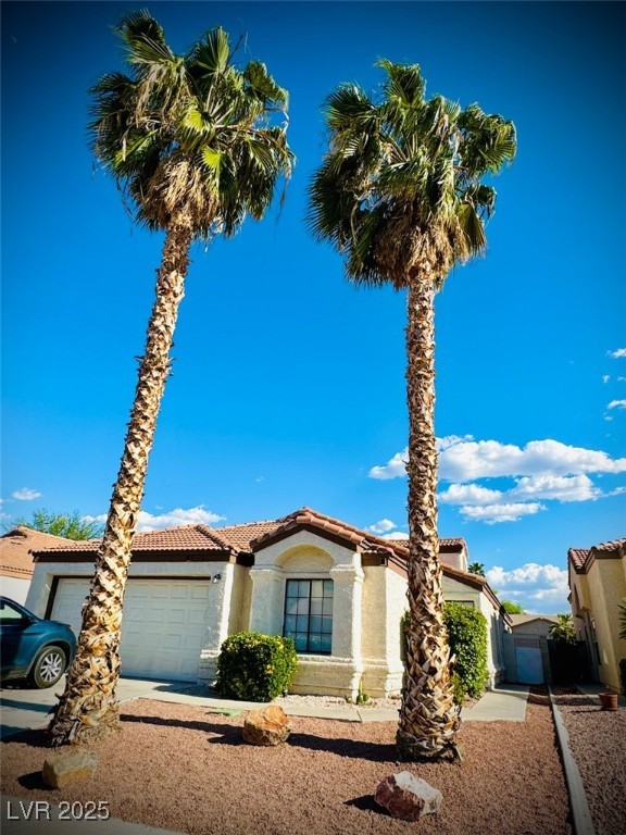 1966 Magnolia Drive Property Photo 1