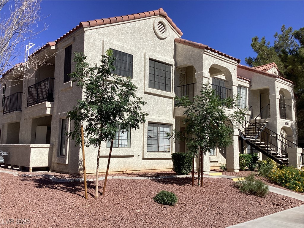 4730 Nara Vista Way 202 Property Photo 1