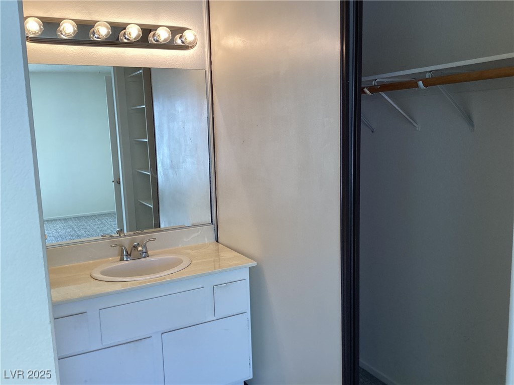 4730 Nara Vista Way 202 Property Photo 10