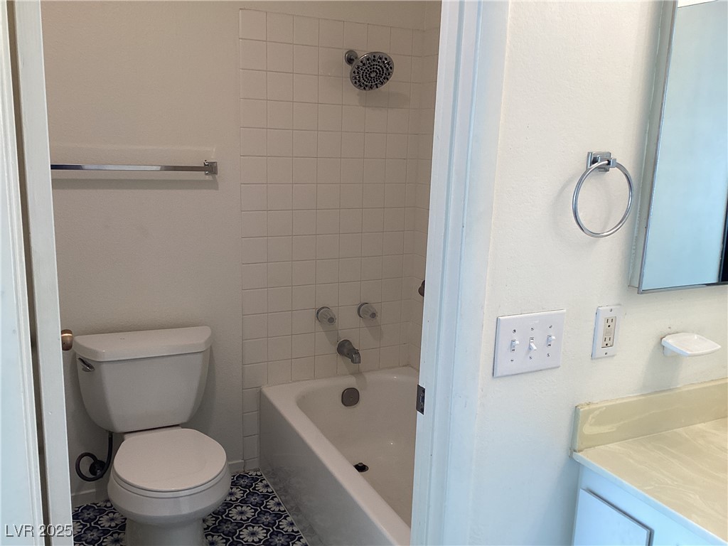 4730 Nara Vista Way 202 Property Photo 11