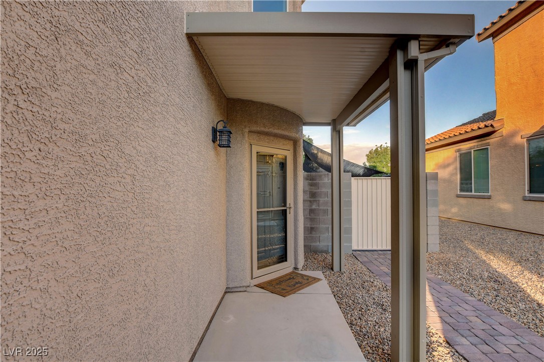 1104 Cactus Rock Street Property Photo 6