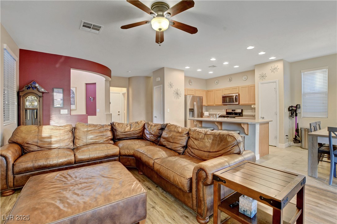 1104 Cactus Rock Street Property Photo 13