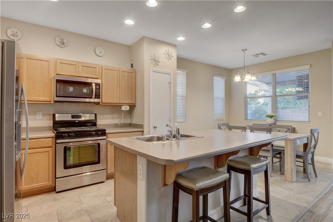 1104 Cactus Rock Street Property Photo 15