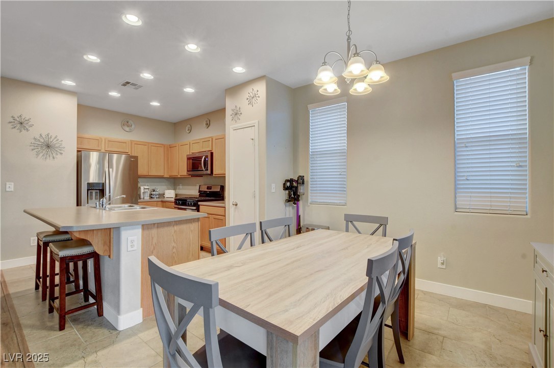 1104 Cactus Rock Street Property Photo 22