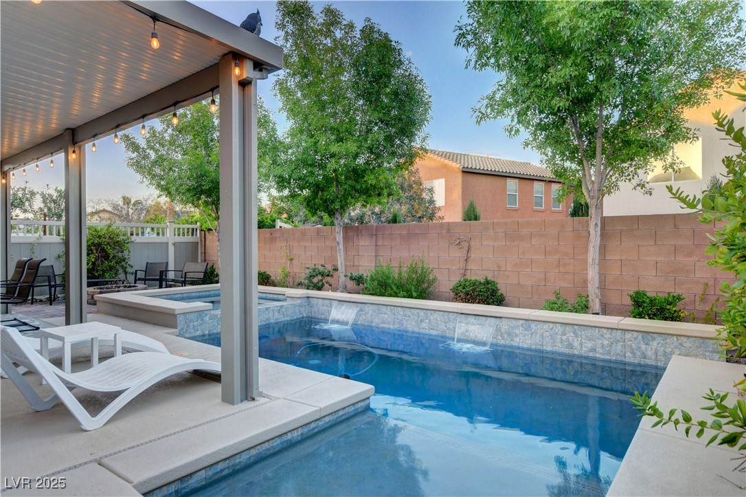 1104 Cactus Rock Street Property Photo 49