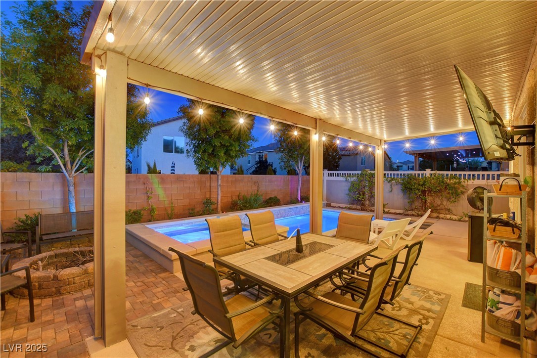 1104 Cactus Rock Street Property Photo 58