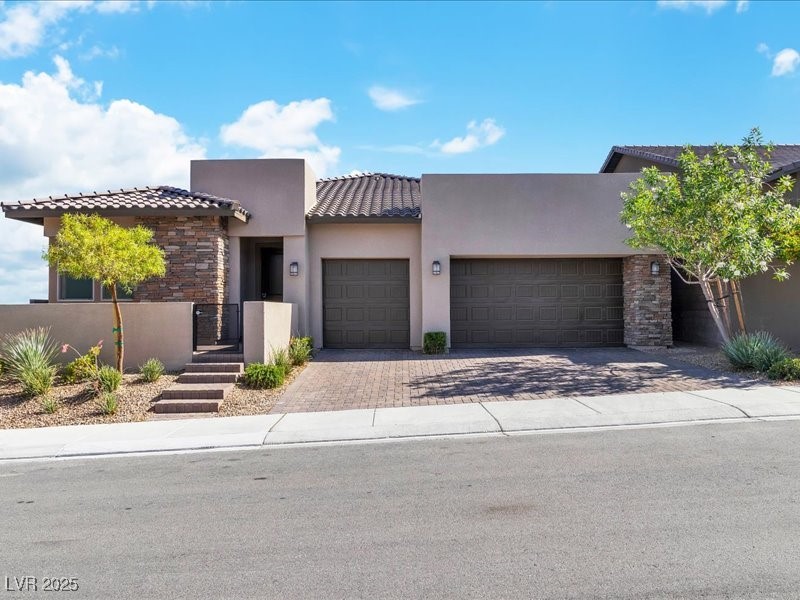 11837 Grassy Plain Avenue Property Photo 1