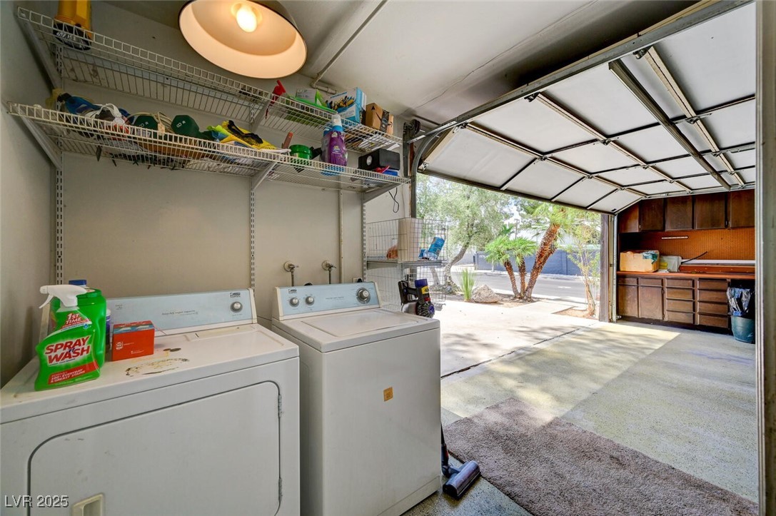 2095 Mohigan Way Property Photo 8