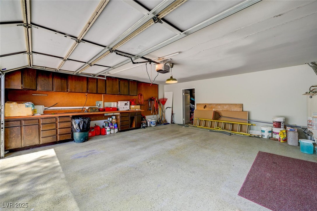2095 Mohigan Way Property Photo 23