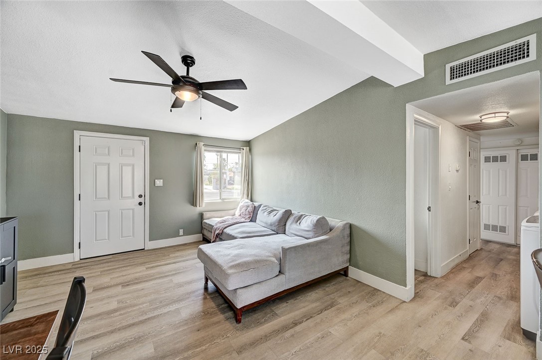 1424 Teton Street Property Photo 6