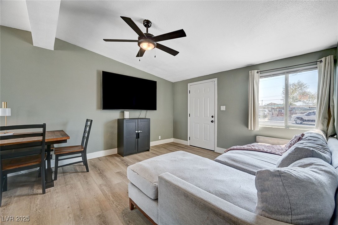 1424 Teton Street Property Photo 7
