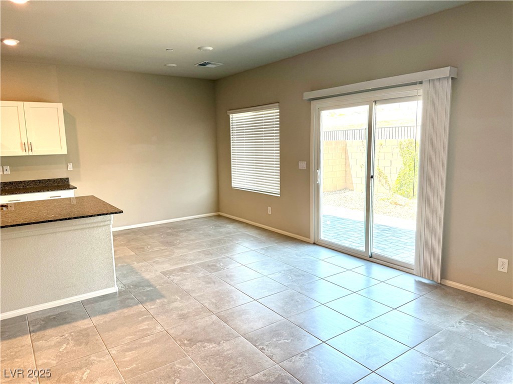 5269 Acadia Leaf Street Property Photo 5