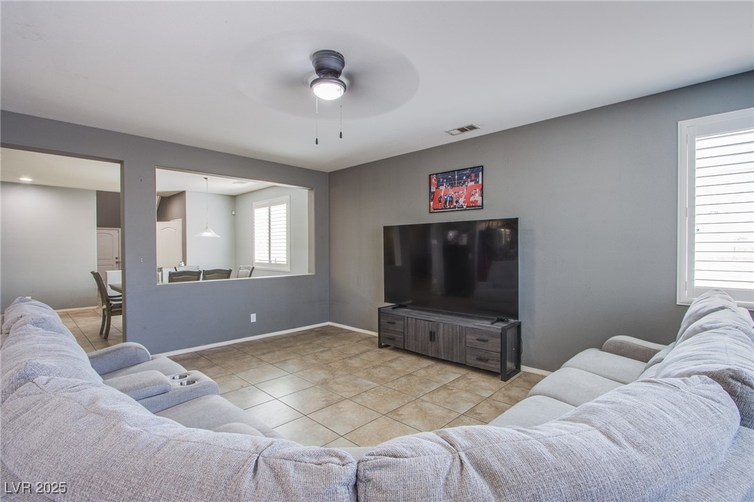 10633 Mount Blackburn Avenue Property Photo 13