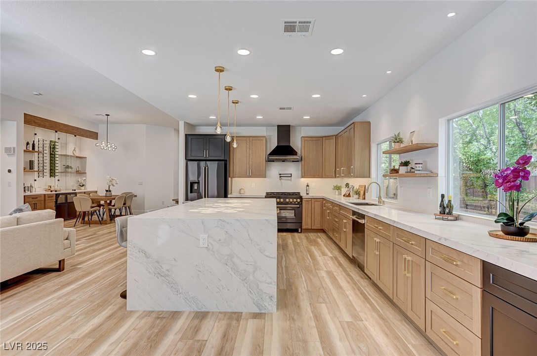 85 Alerion Street Property Photo 1
