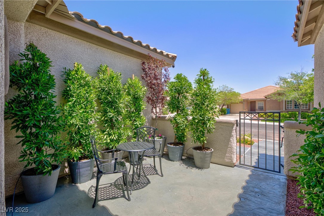 85 Alerion Street Property Photo 40