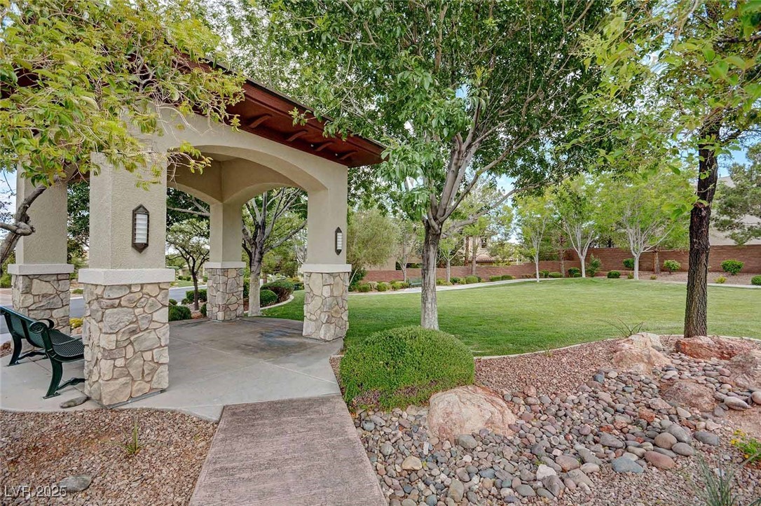 85 Alerion Street Property Photo 43