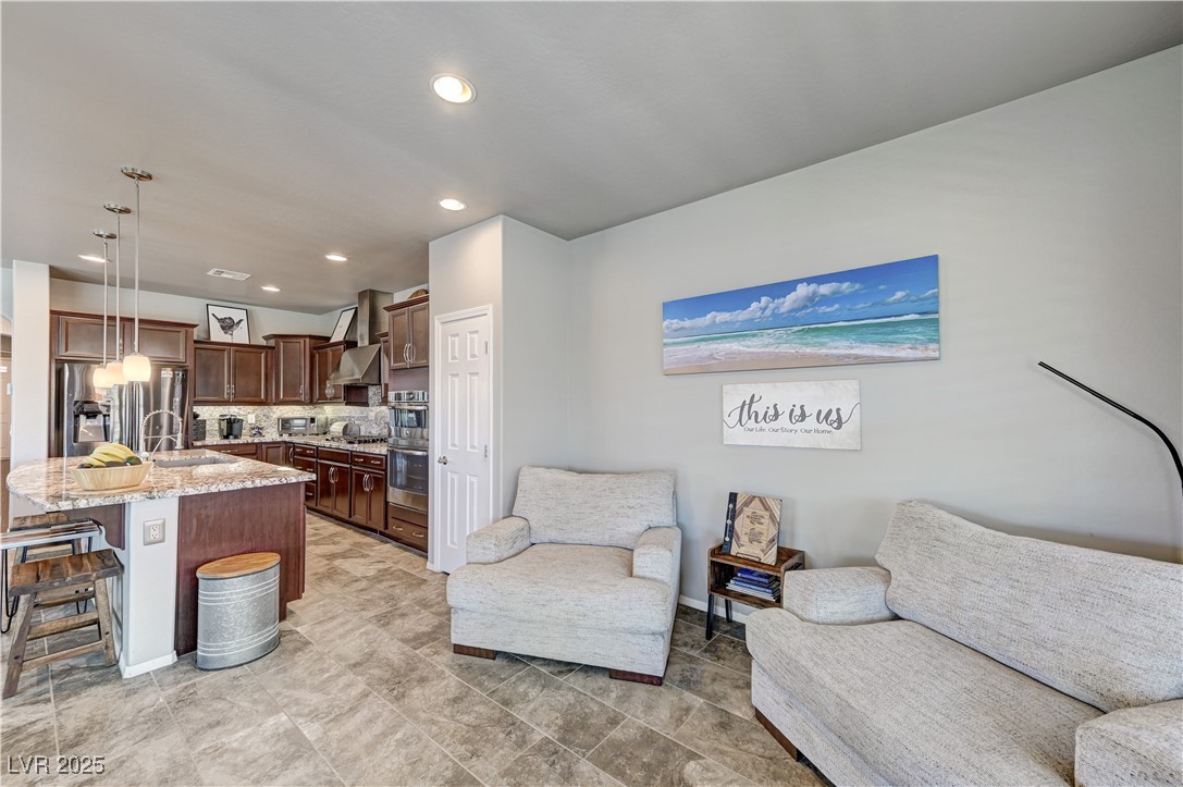 3605 Greenbriar Bluff Avenue Property Photo 13