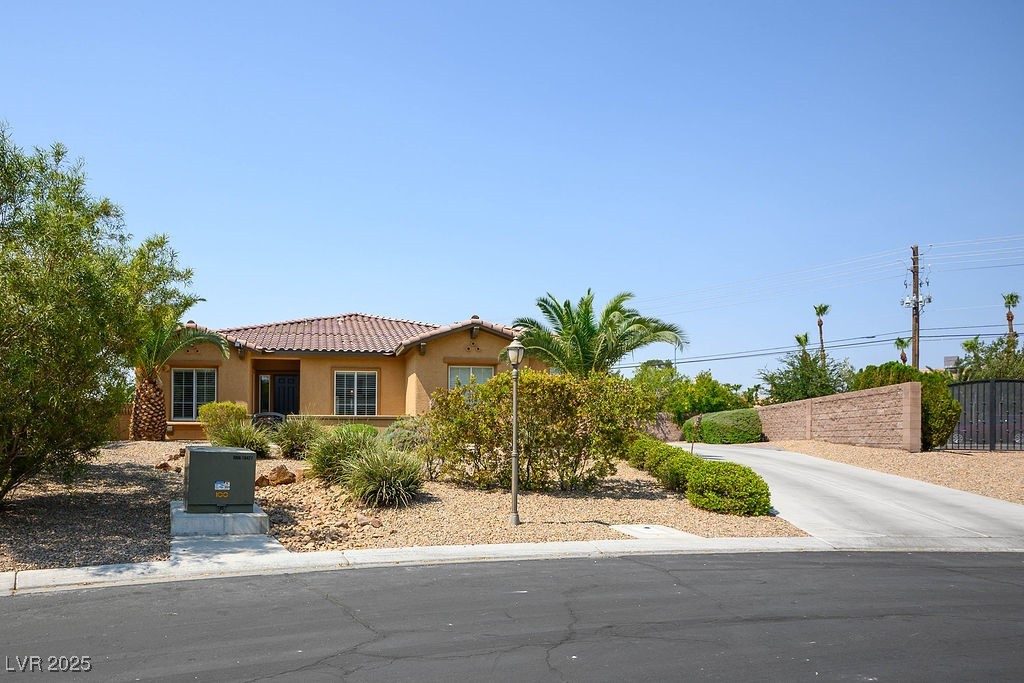 3609 Cowboy Ranch Avenue Property Photo 8