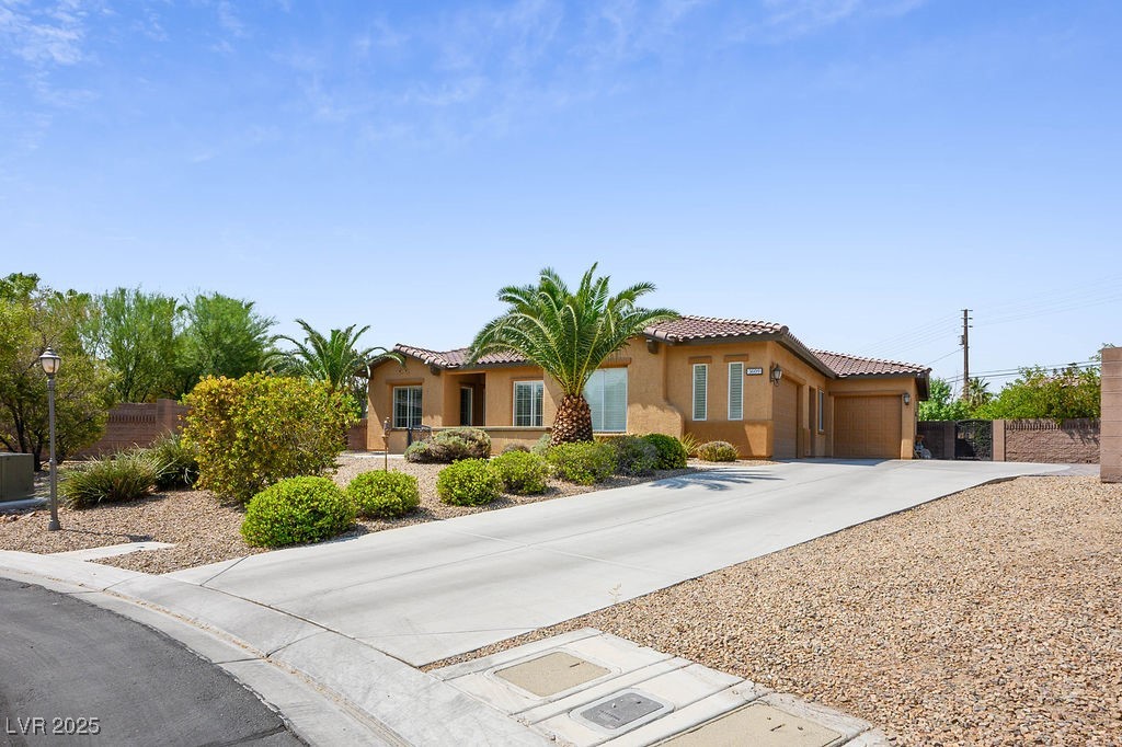 3609 Cowboy Ranch Avenue Property Photo 10
