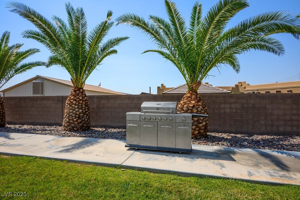 3609 Cowboy Ranch Avenue Property Photo 14