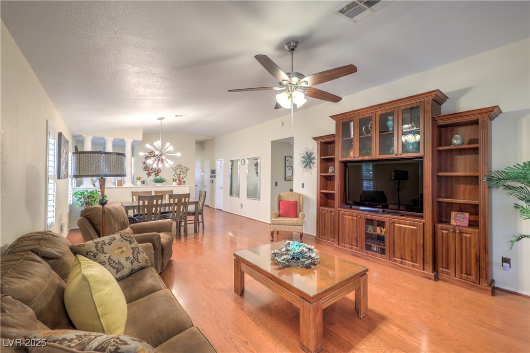 4824 Lawnwood Court Property Photo 18
