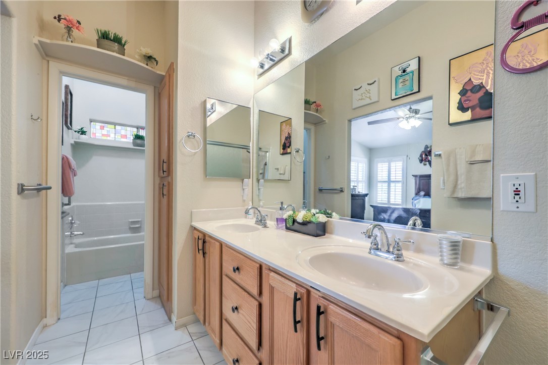 4824 Lawnwood Court Property Photo 21