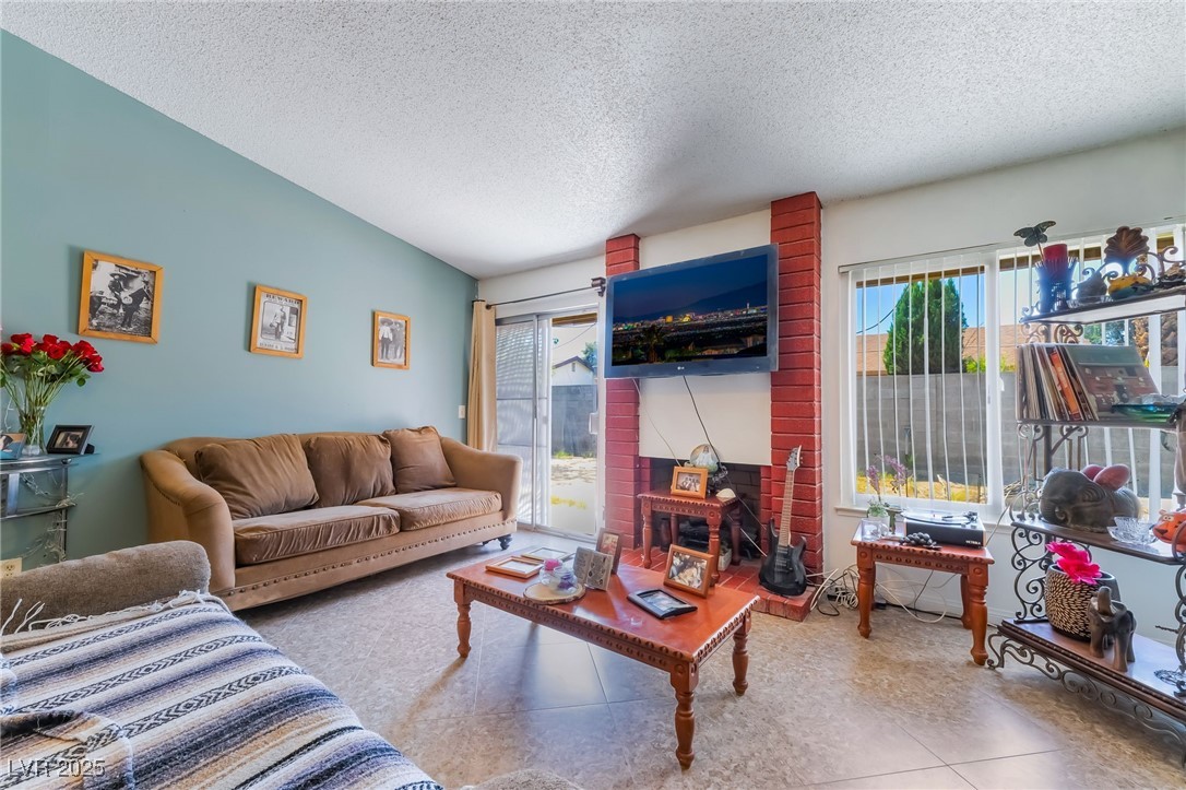 2297 Casey Drive Property Photo 3