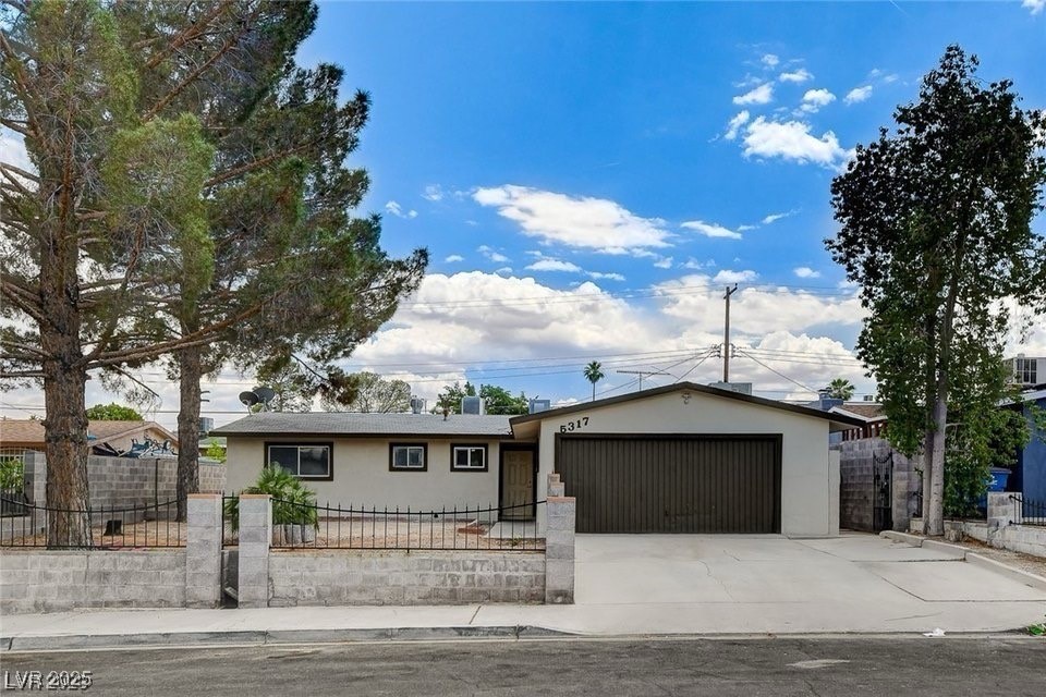 5317 Lytton Avenue