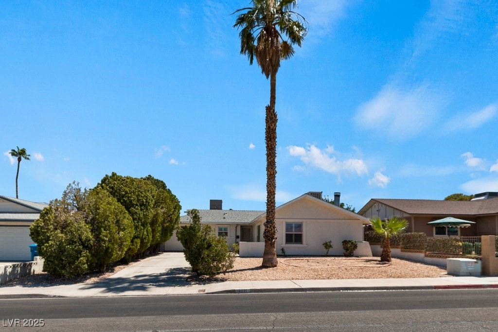 7221 Alta Drive Property Photo 1
