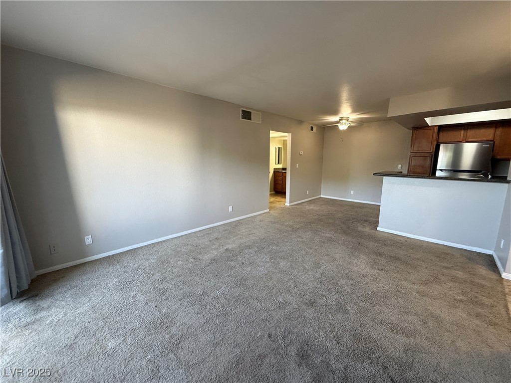 1455 East Katie Avenue 13 Property Photo 4