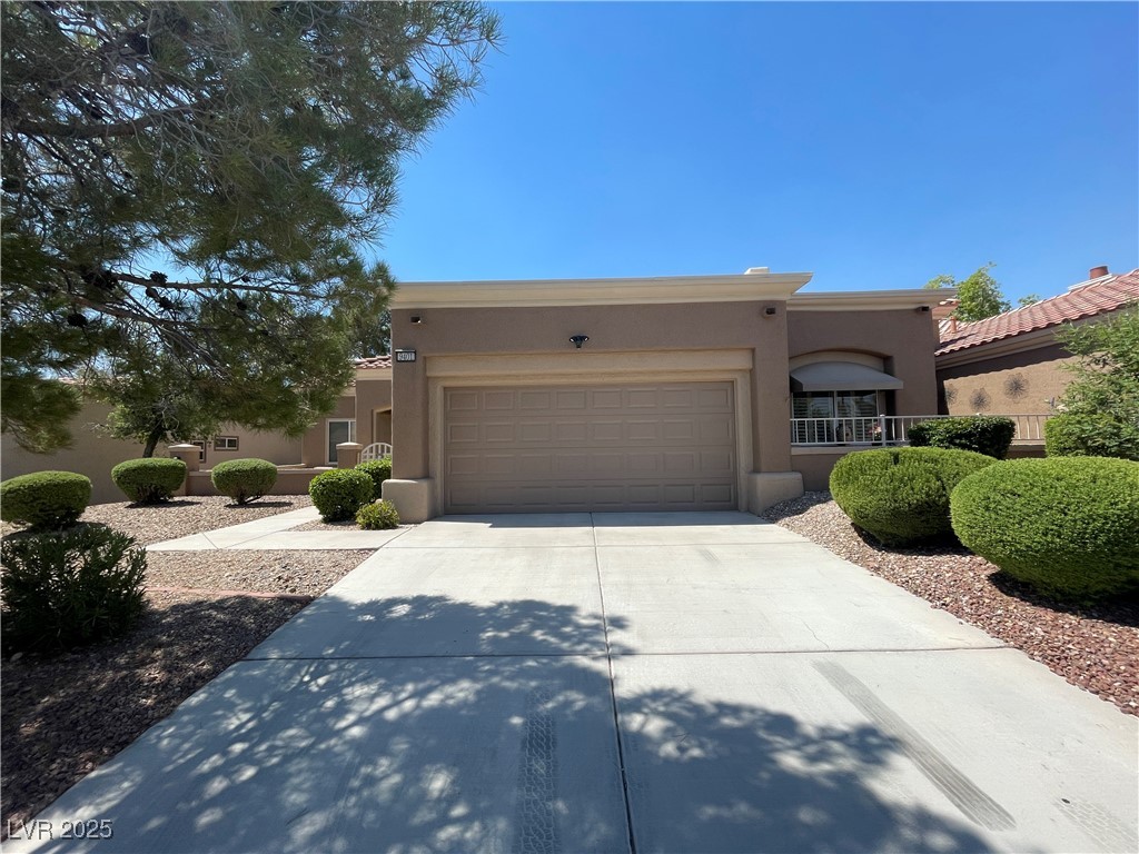 9401 Villa Ridge Drive Property Photo 1