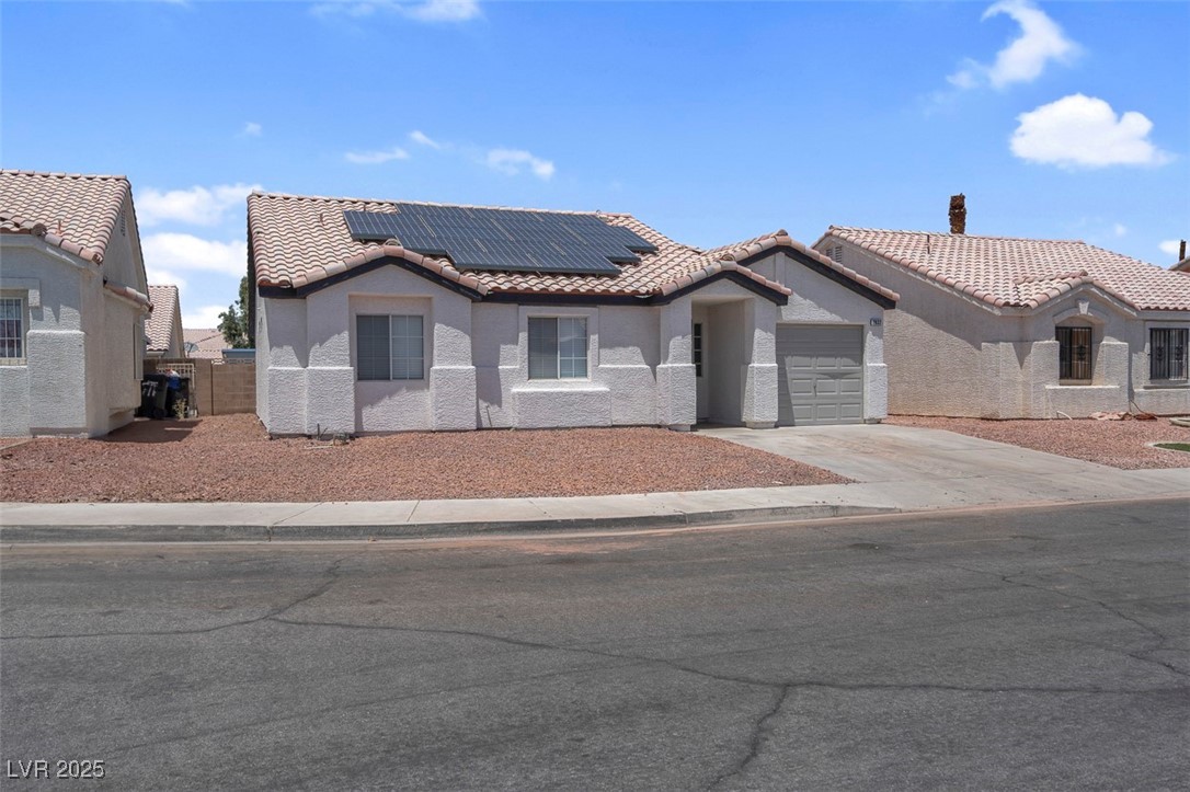 2832 Sing Song Way Property Photo 1