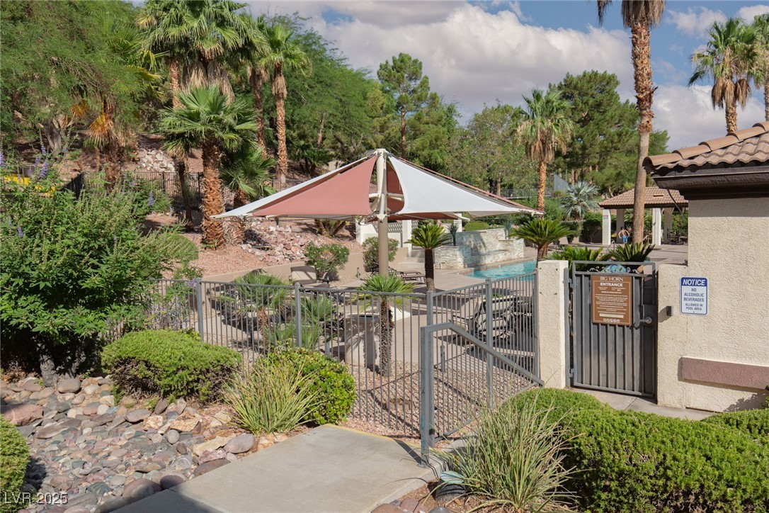 231 West Horizon Ridge Parkway 1126 Property Photo 16
