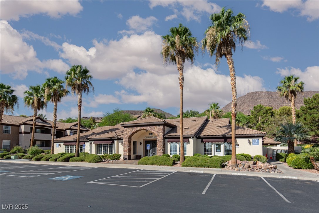231 West Horizon Ridge Parkway 1126 Property Photo 17
