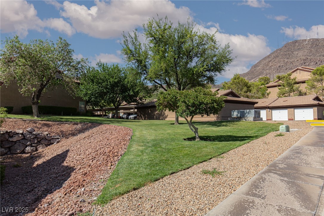 231 West Horizon Ridge Parkway 1126 Property Photo 22