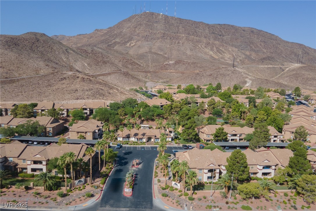 231 West Horizon Ridge Parkway 1126 Property Photo 25