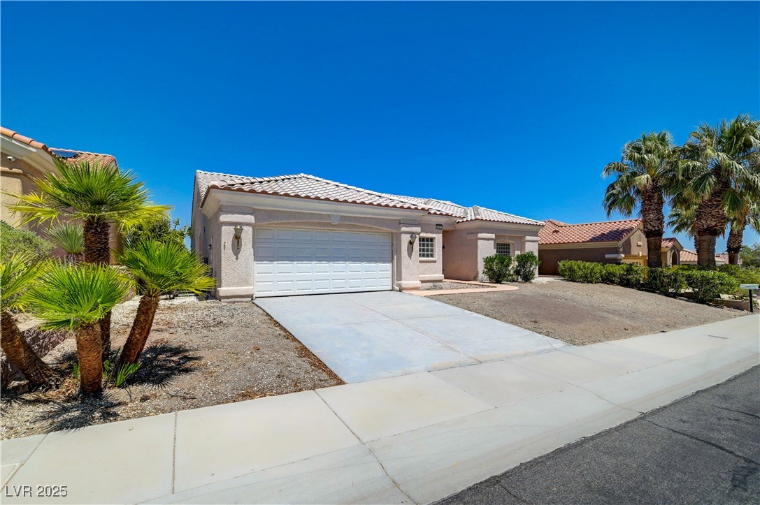 2124 Bay Tree Drive Property Photo 5