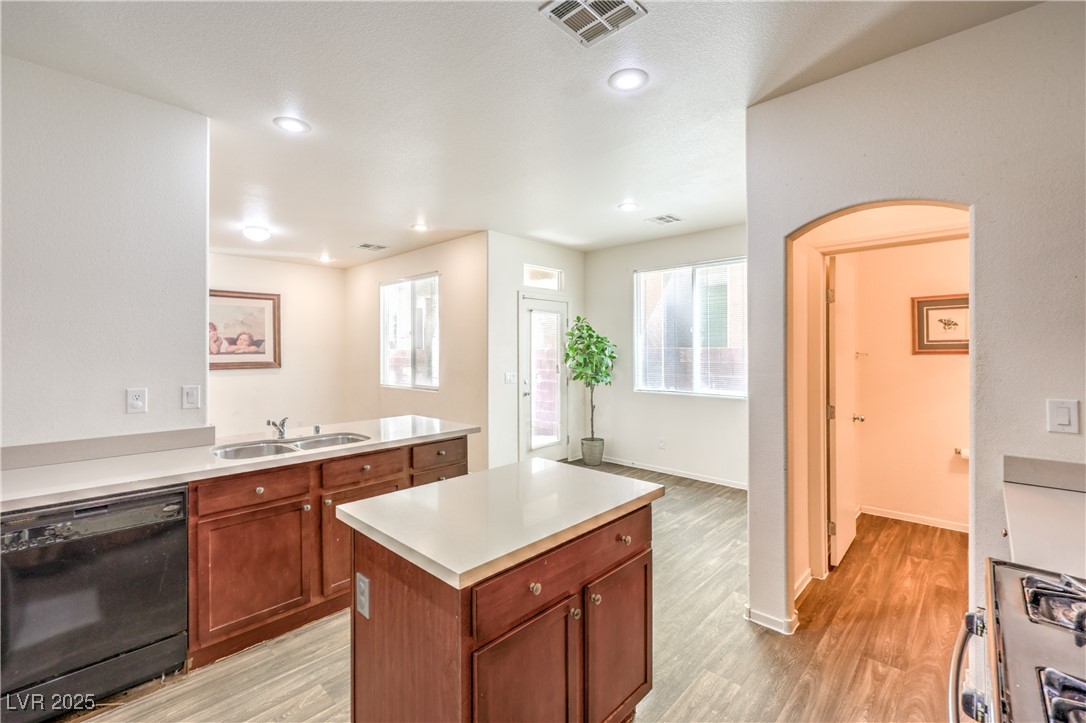 6623 Hurkling Stone Avenue Property Photo 9