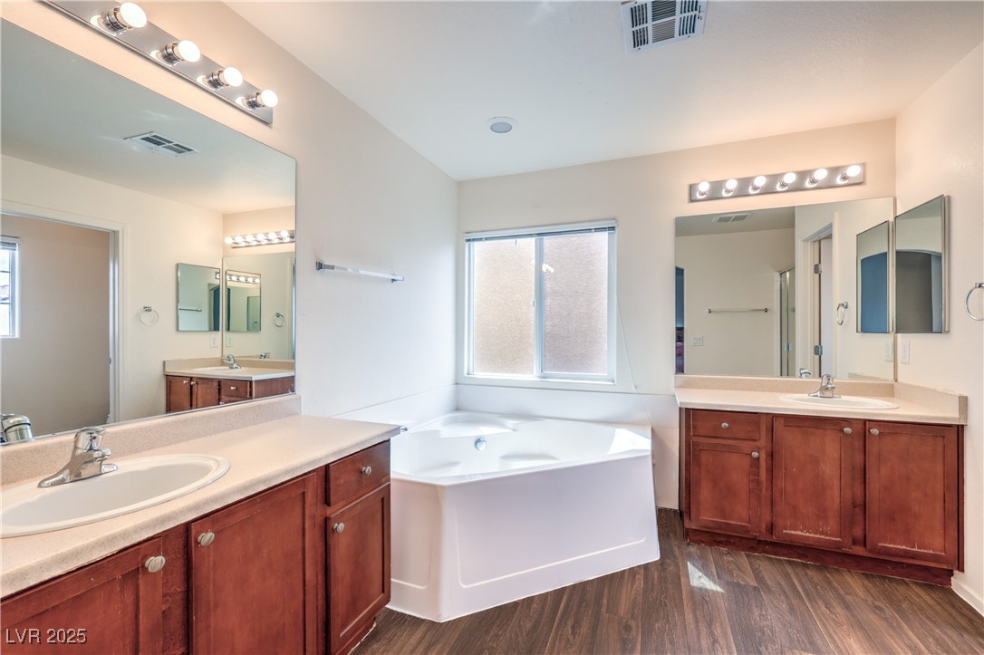 6623 Hurkling Stone Avenue Property Photo 13