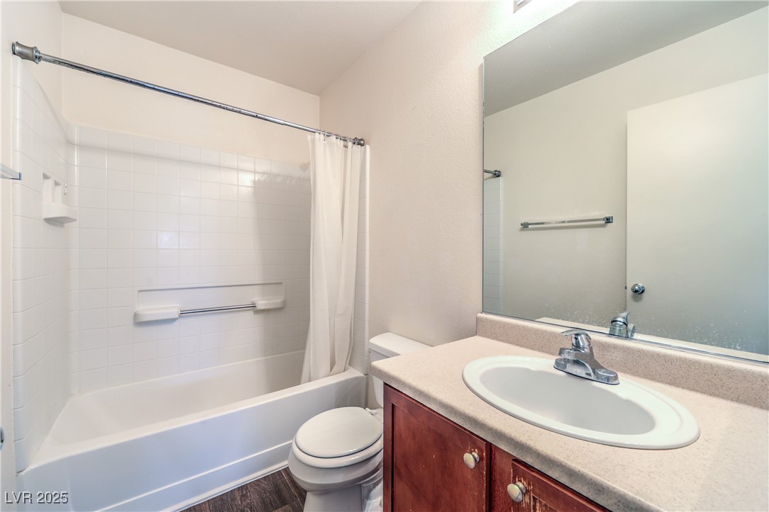 6623 Hurkling Stone Avenue Property Photo 19