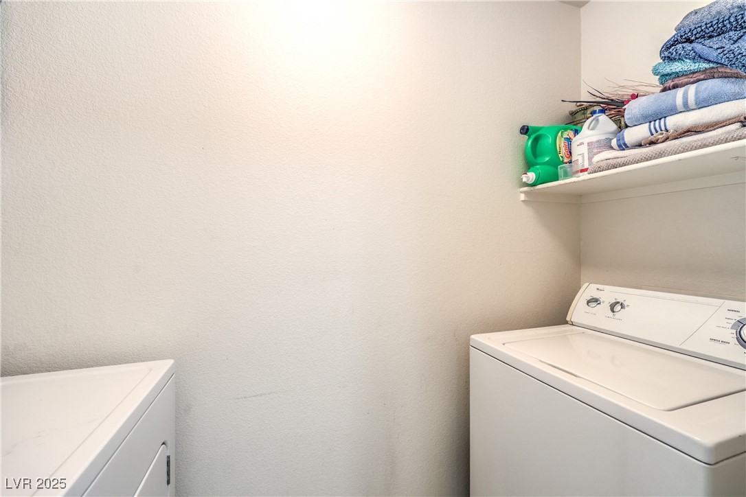 6623 Hurkling Stone Avenue Property Photo 21