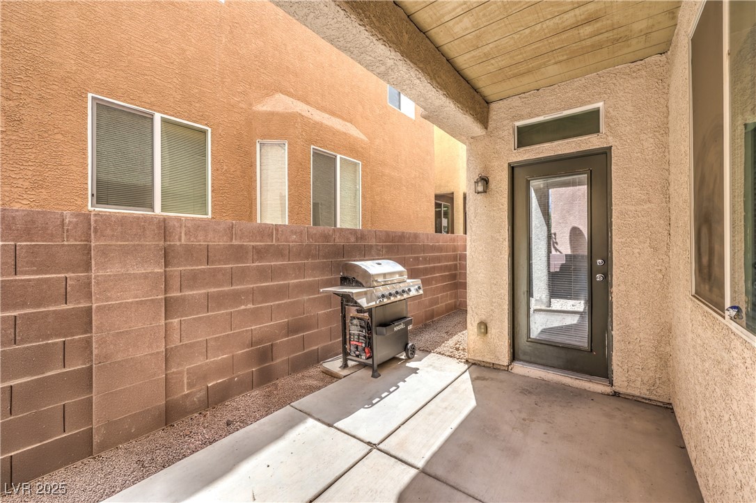 6623 Hurkling Stone Avenue Property Photo 25
