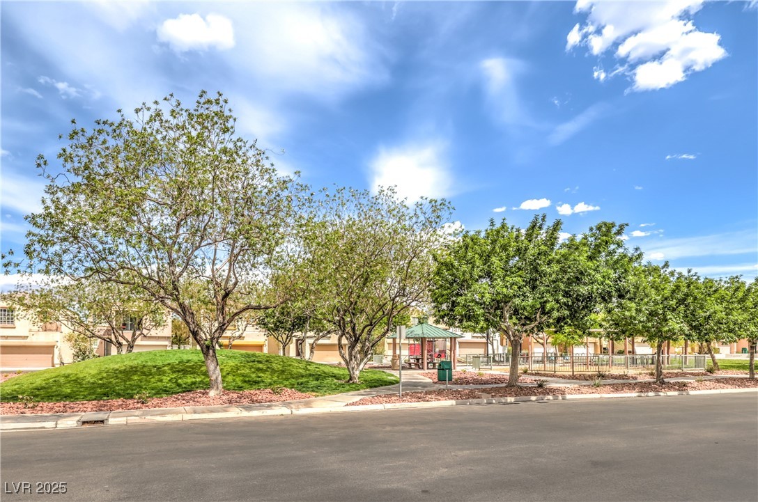 6623 Hurkling Stone Avenue Property Photo 31
