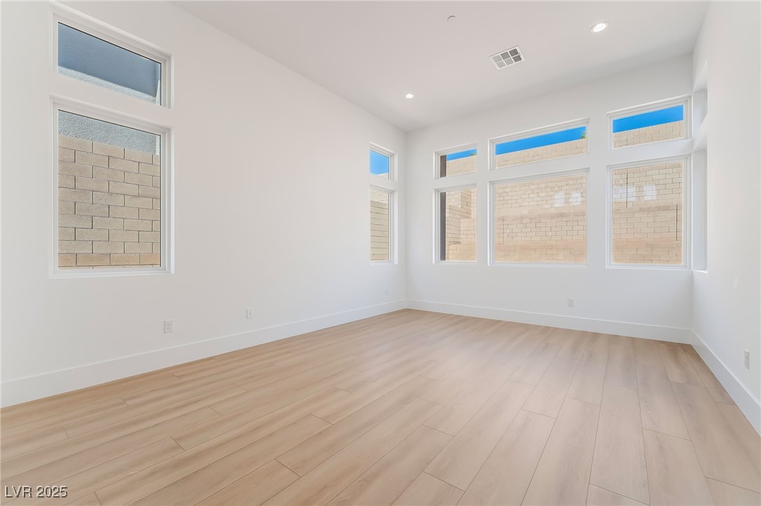 137 Tre Pietre Street Property Photo 15