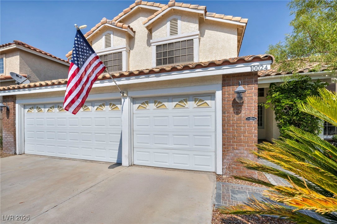 10024 Skipper Court Property Photo 6