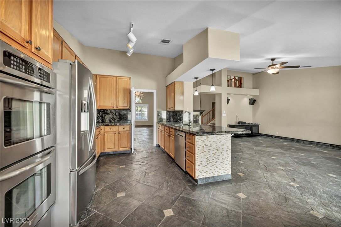 10024 Skipper Court Property Photo 17